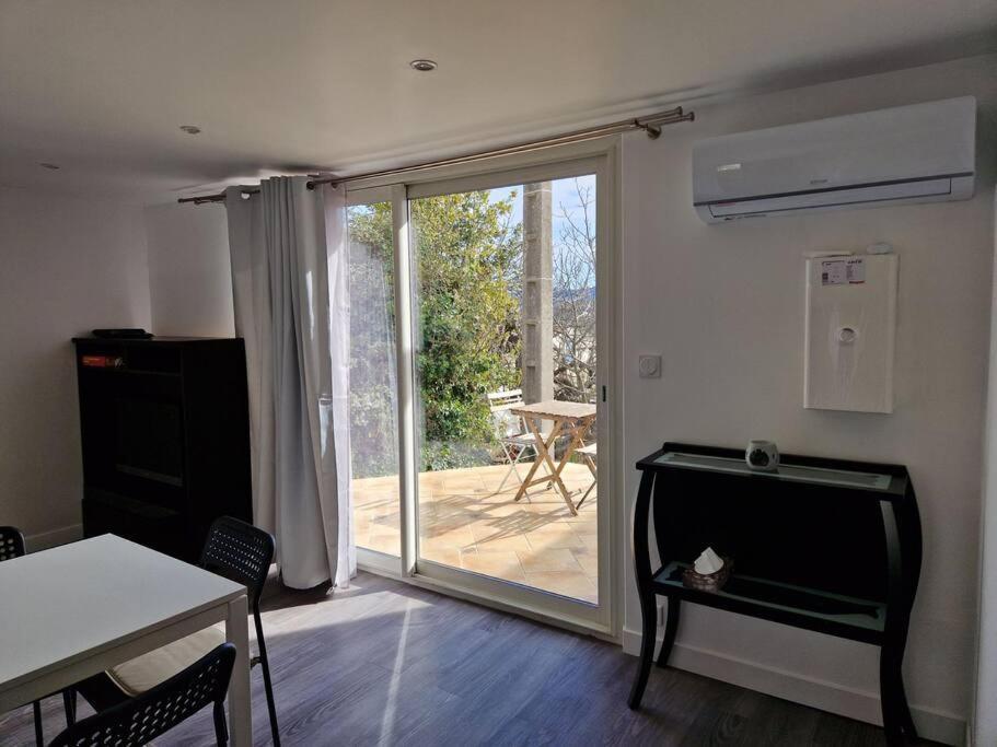 Appartement 2 Pieces Renove Avec Acces Piscine Peymeinade المظهر الخارجي الصورة